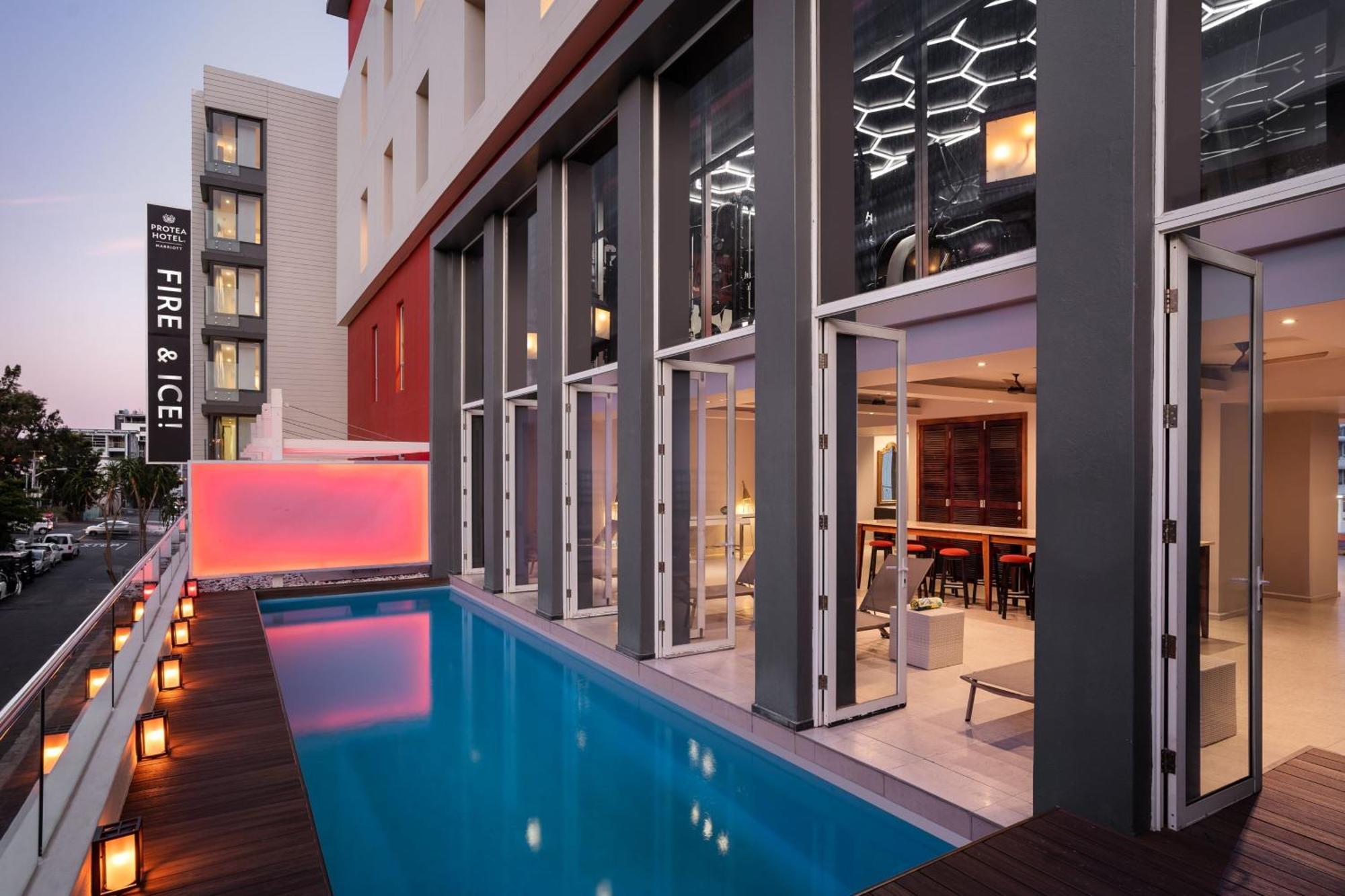 Protea Hotel Fire & Ice By Marriott Cape Town Exterior photo